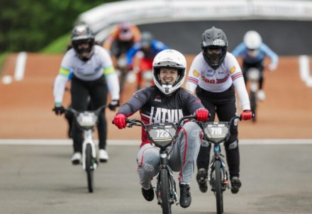 Pasaules čempione Veronika Monika Stūriška uzvar Eiropas U-23 čempionātā BMX riteņbraukšanā